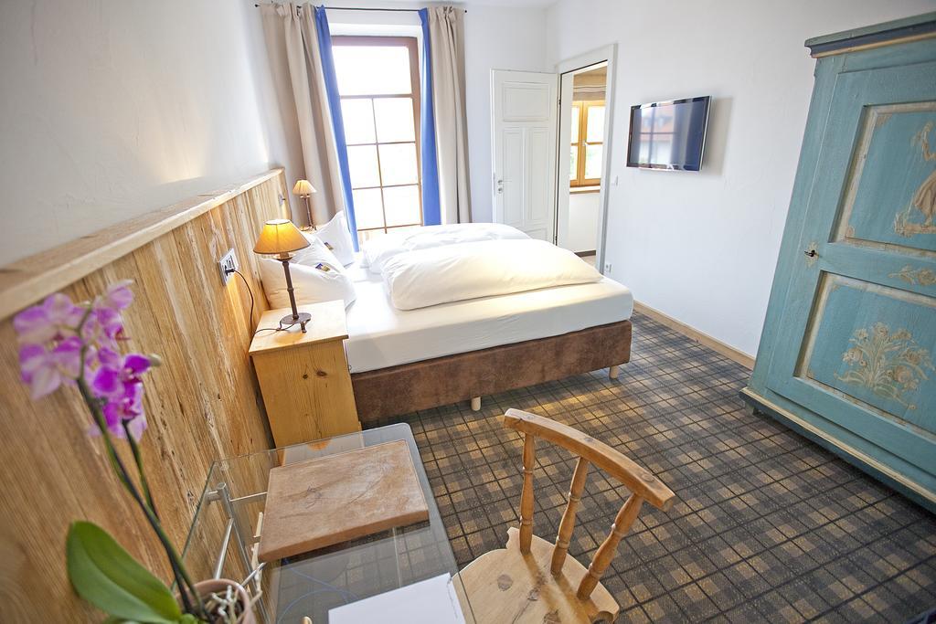 Hotel Post Landgasthof Aufkirchen 3*